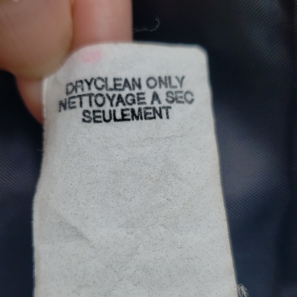 The LBD (Little Black Dress) - Picture 8 of 8